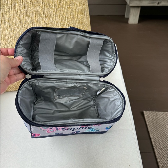 Pottery barn kids “Retro” monogrammed lunchbox - Picture 3 of 5